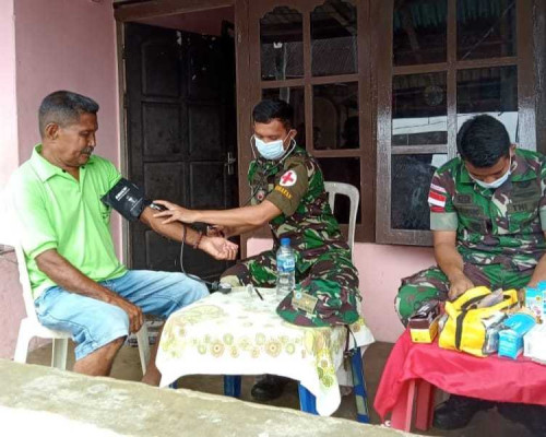 Pangdam Pattimura :  Layanan Kesehatan Pengungsi di Aboru Terus Berlanjut