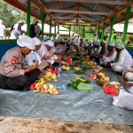Aparat Polri dan TNI Amankan Ritual Bersih Keramat di Pelauw