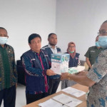 PMI Bursel Sumbang Alkes Untuk RSUD dr Salim Alkatiri