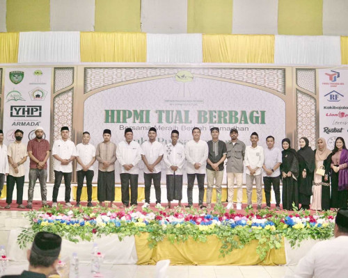HIPMI Kota Tual Santuni Anak Yatim dan Dhuafa