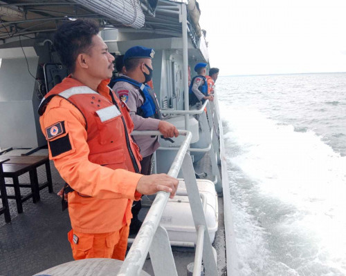 Tercebur ke Laut, ABK KM Makin Sukses Belum Ditemukan