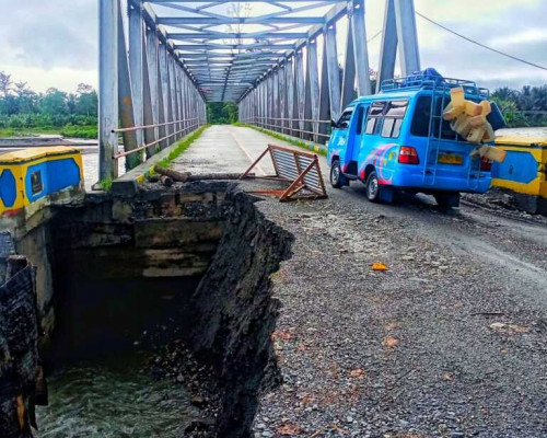 Oprit Jembatan Kali Mala Terancam Rusak Lagi