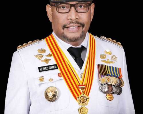 Murad Surati Bupati-Wali Kota Tanam Cabe dan Bawang