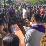 Bocah Korban Rudapaksa dan Pembunuhan Dimakamkan, Isak Tangis Keluarga Pecah