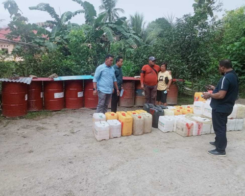 Polda Maluku Ciduk Pelaku Penimbun Minyak Tanah 
