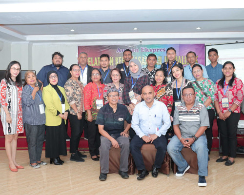 Direktur Ameks Tutup Pelatihan Kehumasan dan Jurnalistik