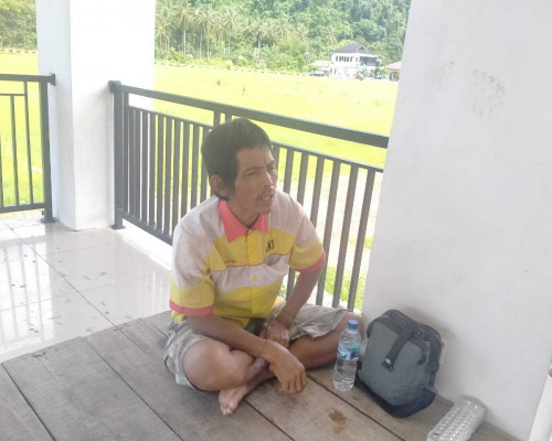 Tak Bisa Pulang, WNA Asal Thailand Ini Jadi 'Gelandangan' di Namrole