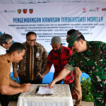 Bagan Apung Fiberglass di Negeri Morella Diresmikan