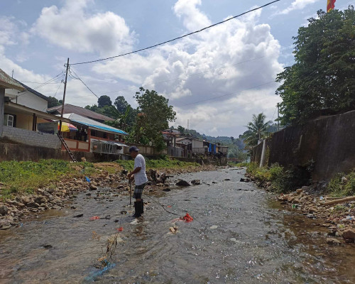 Ancaman Sampah di Tiga Sungai Kota Ambon