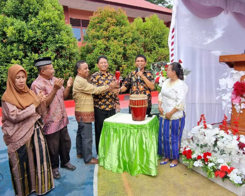 SMA 13 Ambon Gelar Lokakarya dan Pameran P5