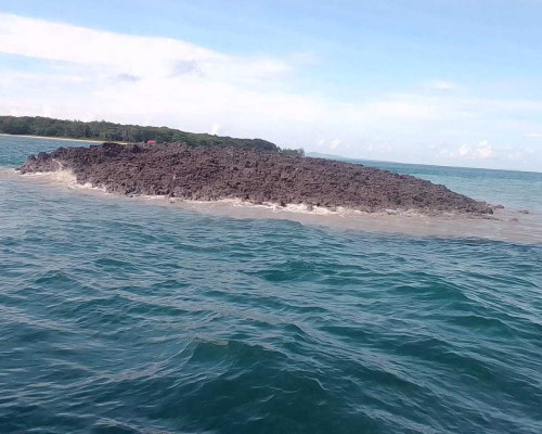 Warga Panik, Muncul Pulau Kecil Usai Gempa Tanimbar