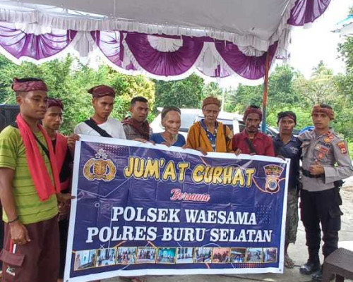 Jaga Kamtibmas, Polsek Waesama Gelar Jumat Curhat