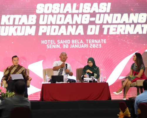 Mahupiki Sosialisasi KUHP di Ternate