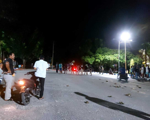 Kota Beradat Tual Kembali Tercabik