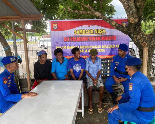 Ciptakan Kamtibmas , Polairud Polda Maluku Patroli di Perairan Malteng