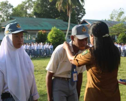 SMAN 1 SBB Gelar Upacara Bendera Sekaligus Pembukaan Ujian