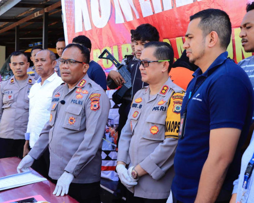 Bandar Narkoba Nekat Simpan Sabu 305,15 Gram dalam Sepatu