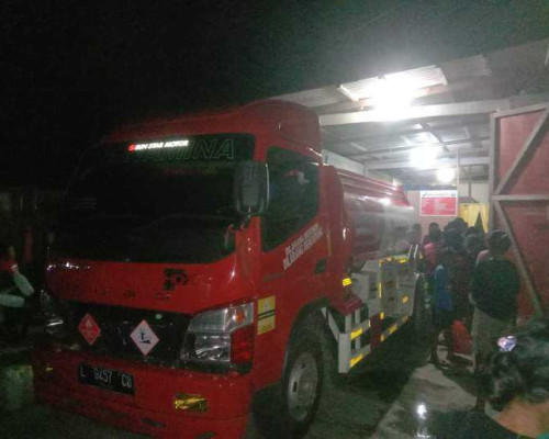 Atasi Kelangkaan, 10 Ton Mitan Dipasok ke Namrole
