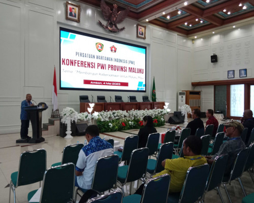 Atal Depari Buka Konferensi PWI Maluku