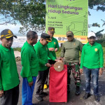 Ratusan Kilogram Sampah Plastik Terkumpul di Pesisir Pantai Masnana