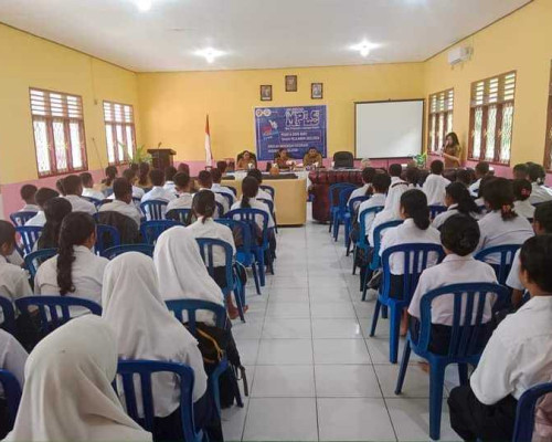 Ratusan Siswa Baru di SMK Negeri 3 Bursel Ikut MPLS