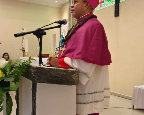 Hadiri Peresmian Gereja St. Petrus, Marasahessy Minta Kuatkan Silahturahmi 