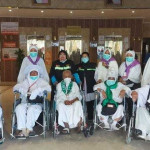 Jamaah Haji Lansia Tawaf Wada Gunakan Kursi Roda dan Skuter