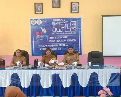 Ratusan Siswa Baru di SMK Negeri 3 Bursel Ikut MPLS