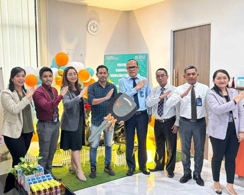 Nuniary Dapat Hadiah Motor Undian Rejeki BNI 