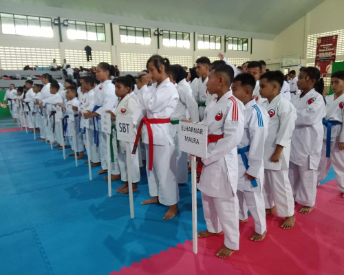 Ratusan Karateka Bertarung di Kejurda Inkado Maluku
