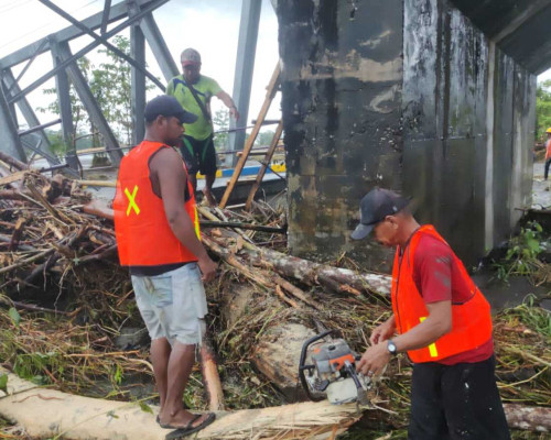 Bangun Jembatan Darurat di Kawanua Butuh Waktu Sebulan