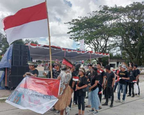 Warga Papua Meriahkan HUT Provinsi Maluku