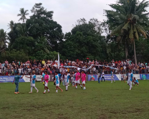 Tulehu Putra Lolos ke Semifinal Liga Amal Ina Latu, Kalahkan Maihanu Fc Lewat Adu Penalti