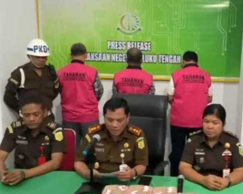 Ditetapkan Tersangka, Mantan Kadis Pendidikan Malteng Cs Dibui