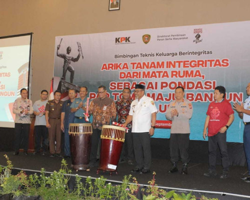 Pemprov Gandeng KPK Tuntaskan Korupsi di Maluku