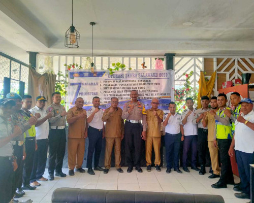 Tekan Angka Kecelakaan di Bursel, FLS Gelar Coffee Morning