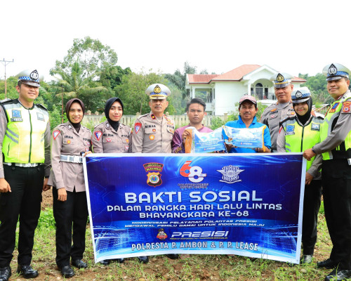 Momen Hari Lalu Lintas, Polresta Ambon Salurkan Ratusan Paket Sembako