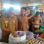 Jaga Pasokan dan Stabilitas Harga, Bulog Pasok 5 Ton Beras ke Bursel