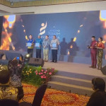 Safitri Malik Raih Penghargaan Kategori Pendorong Kawasan 3T