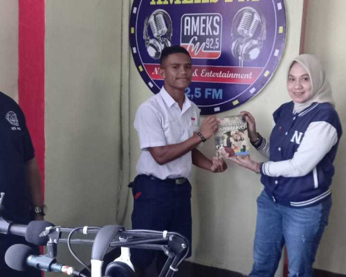 Akhiri Tahun Ajaran, Osis SMPN 20 Ambon Gelar Kegiatan Seni