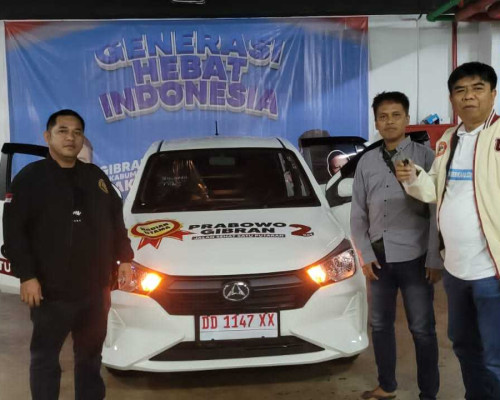 Pancaran Kebahagiaan Warnai Penerimaan Hadiah Jalan Sehat Satu Putaran 