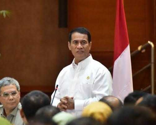 Mentan Amran Sulaiman Digelari Bapak Modernisasi Pertanian