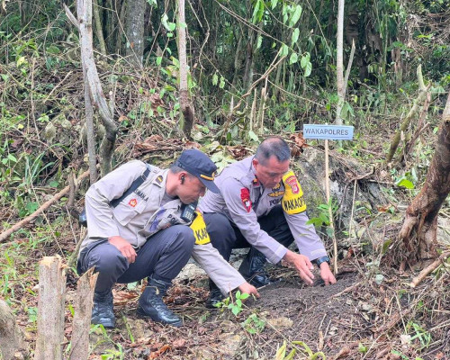 Dalam Sehari, Polres Bursel Gelar Tiga Baksos Sekaligus