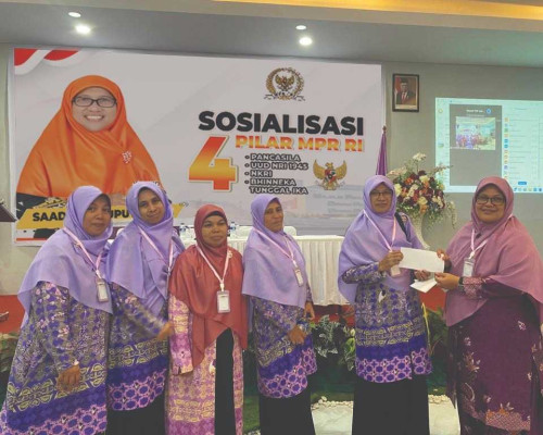 Bertemu Pengurus SALIMA Maluku,  Saadiah Uluputty Sampaikan Pentingnya Merawat Generasi yang Cinta T