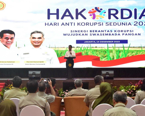 Mentan Amran Peringatkan Pegawai Hindari Korupsi Kecil Sampai Besar