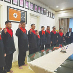 Lantik Saniri Ema, Wattimena Ingatkan Kesejahteraan Warga