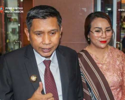 Walikota Ambon Lantik Saniri Negeri Hukurila 