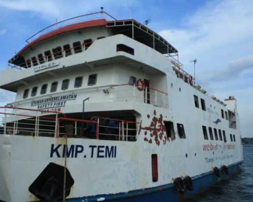 KMP Temi Bantu Angkut Penumpang Ambon-Namlea