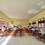 Ratusan Siswa SMKN 3 Bursel Ikut Penilaian Akhir Semester Berbasis Komputer dan Android