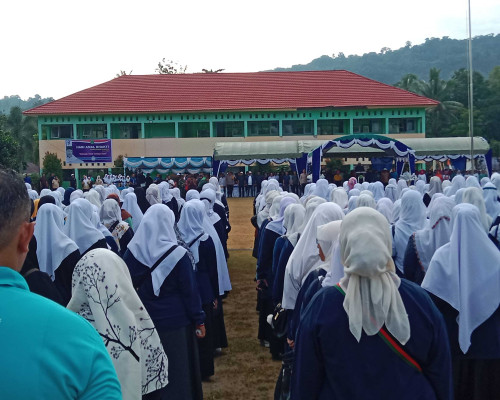 Murad Ismail Pimpin Upacara  HAB Kemenag ke-78